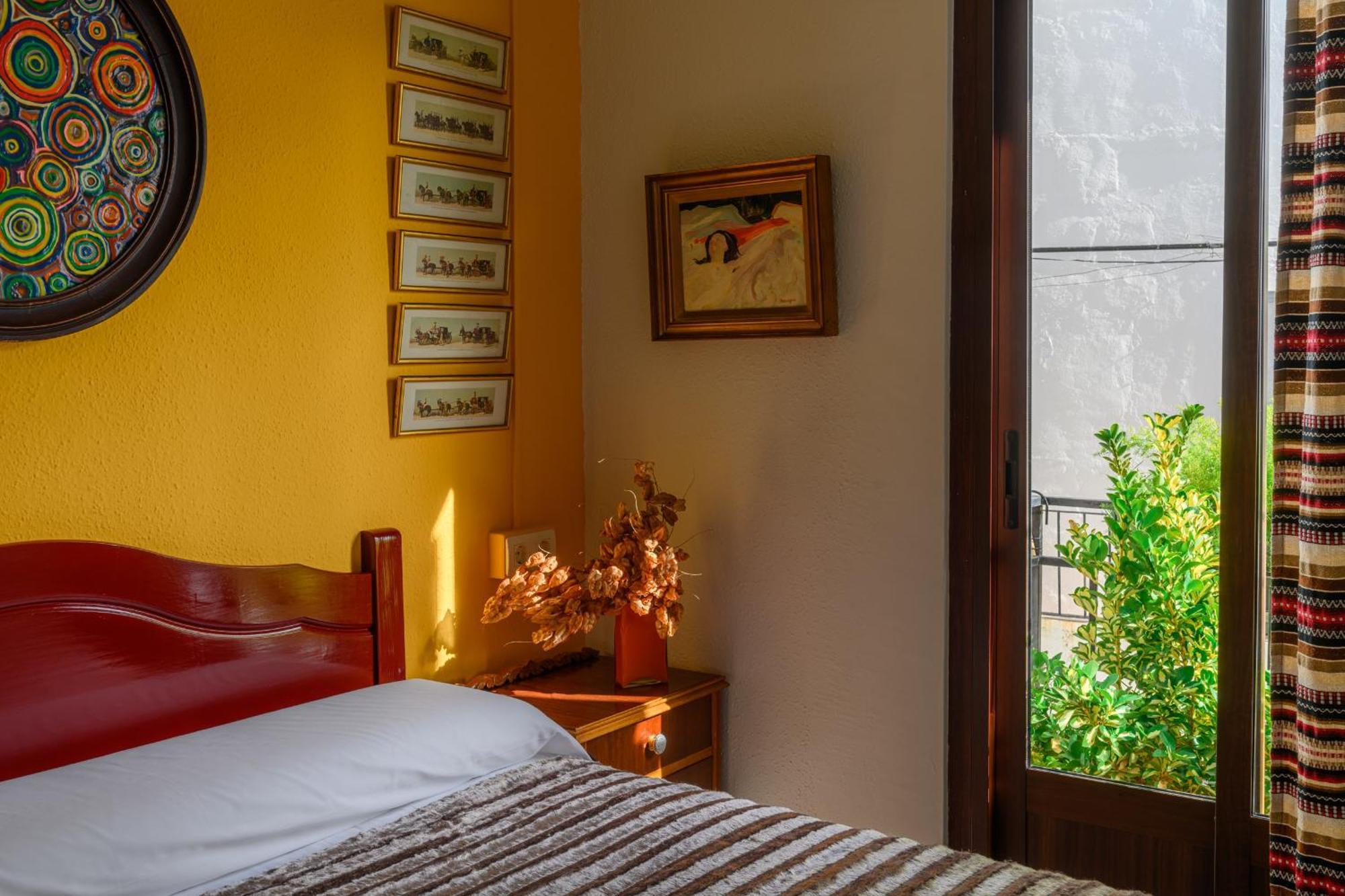 Astarte Guesthouse Castillo de Locubín Buitenkant foto